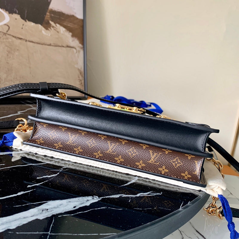 LOV - Luxurious Totes - 1709