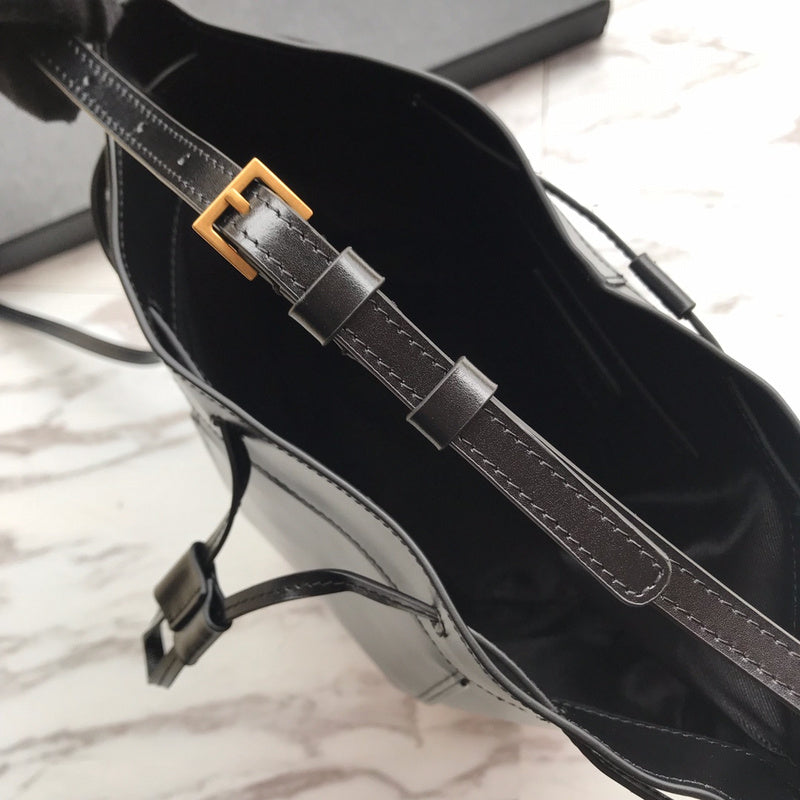 Luxurious Totes - Latest - 9218