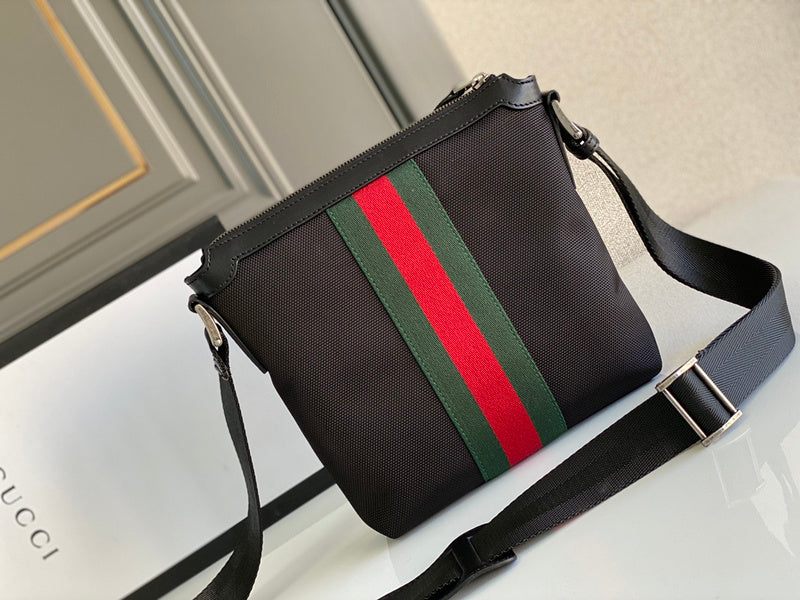 GUI - Luxurious Totes - 1182