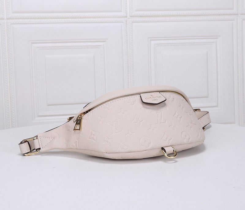 LOV - Luxurious Totes - 2670
