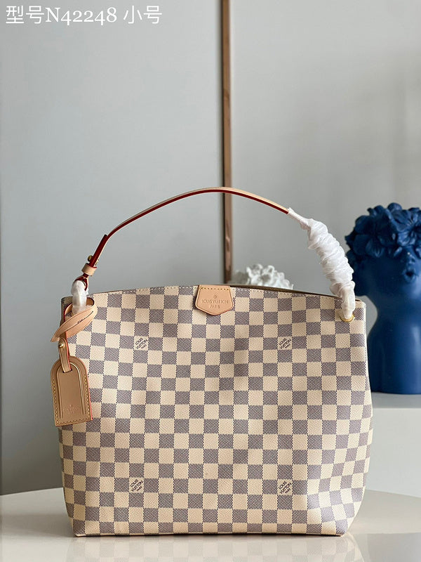 LOV - Luxurious Totes - 2008