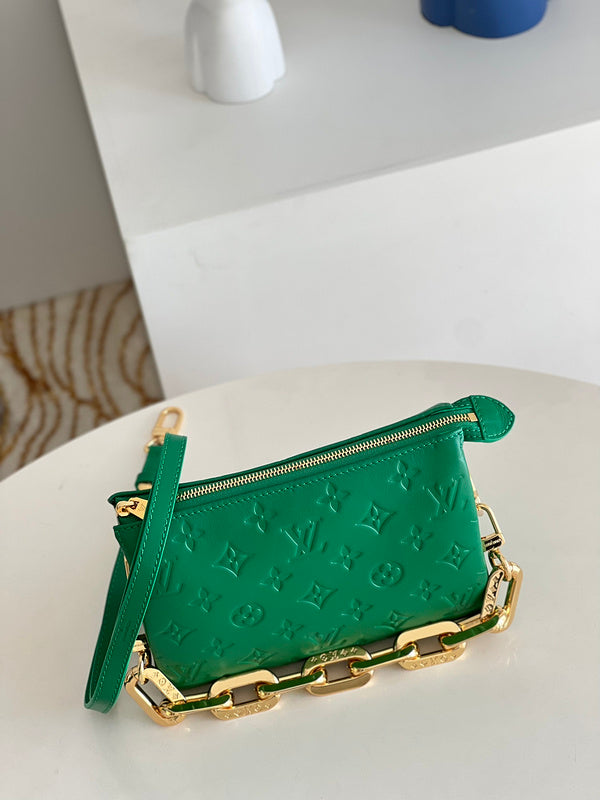 LOV - Luxurious Totes - 2064
