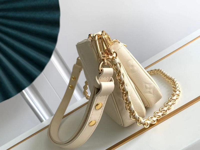 LOV - Luxurious Totes - 1302
