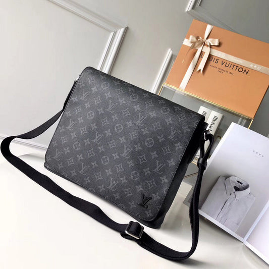 LOV - Luxurious Totes - 2759