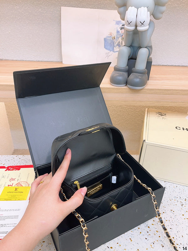 Luxurious Totes - CNL3 Bags - 123