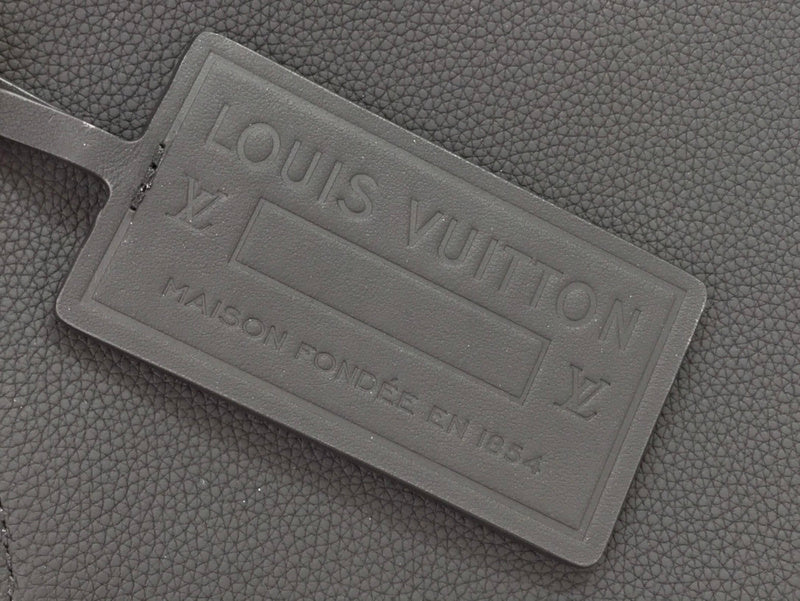 LOV - Luxurious Totes - 2491