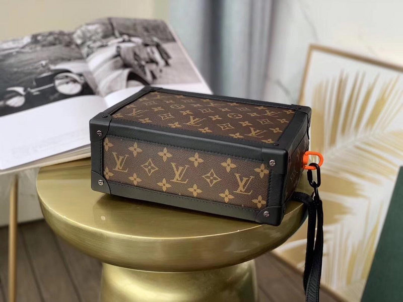 LOV - Luxurious Totes - 443