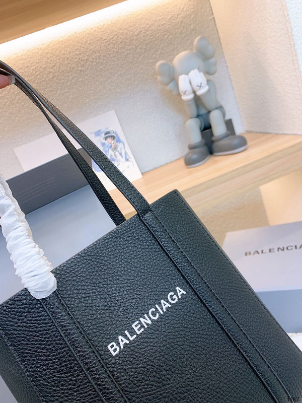 Luxurious Totes - BGA2 Bags - 305