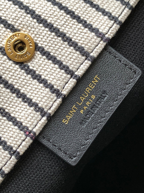 Luxurious Totes - Latest - 8085