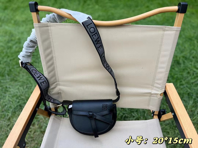 Luxurious Totes - LW-CH Bags - 020