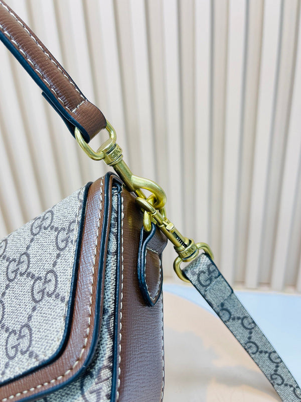 GUI - Luxurious Totes - 321