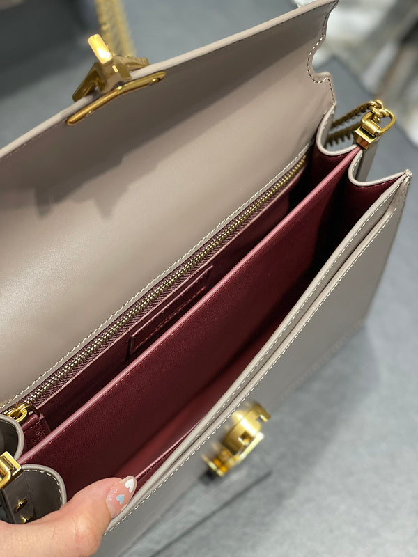 Luxurious Totes - Latest - 8367