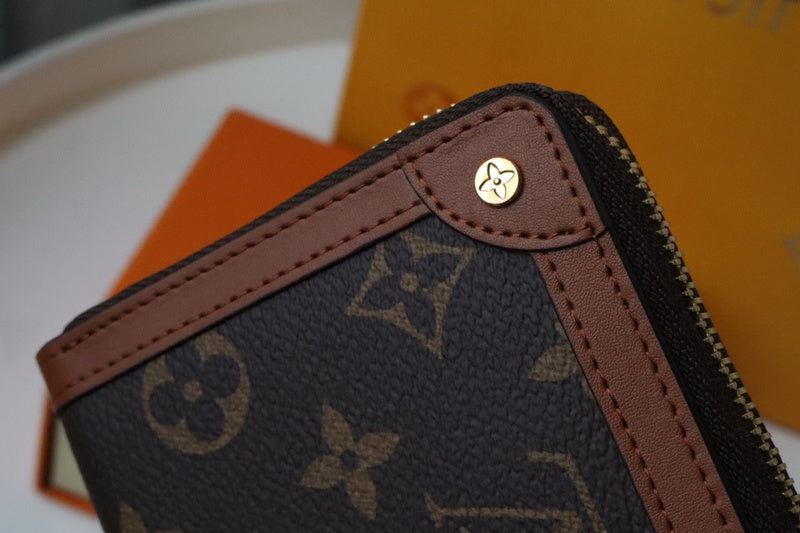 LOV - Luxurious Totes - 635