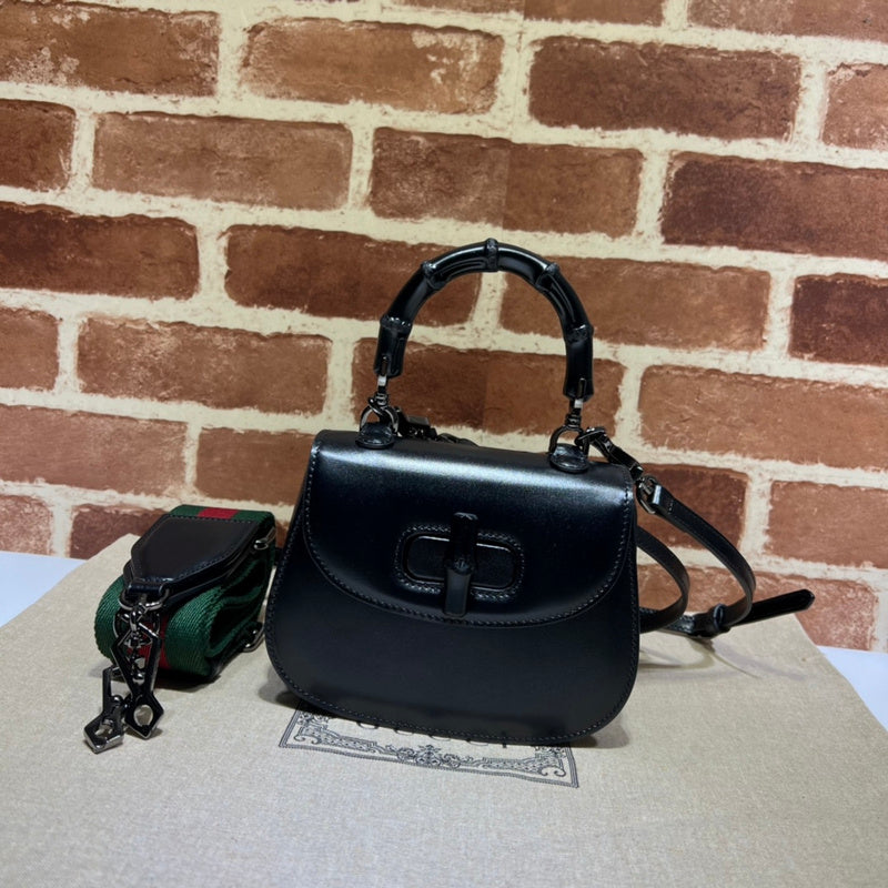 GUI - Luxurious Totes - 083