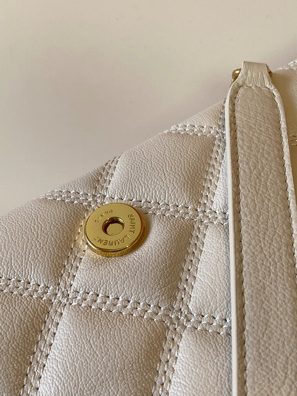 Luxurious Totes - Latest - 8619