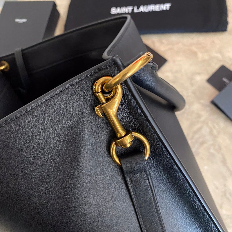 Luxurious Totes - Latest - 9083