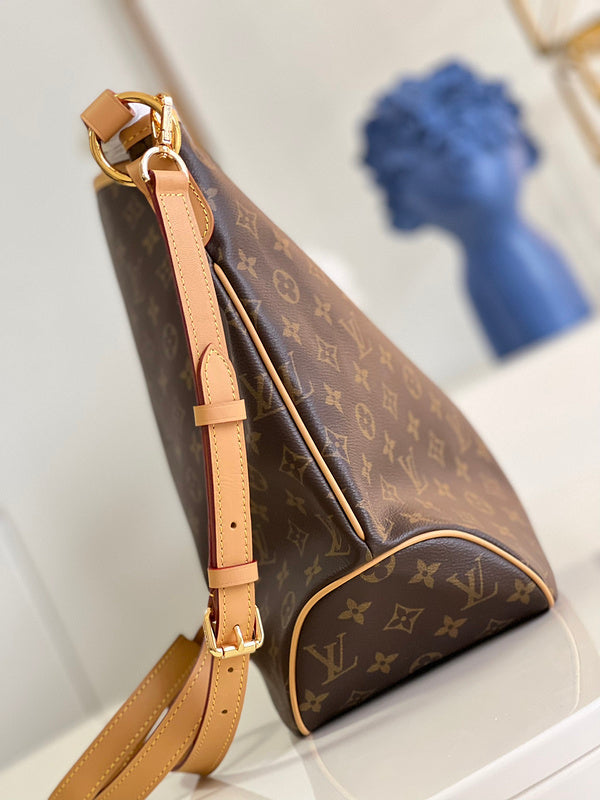 LOV - Luxurious Totes - 1119