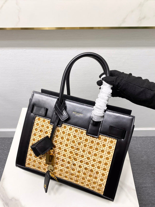 Luxurious Totes - Latest - 8705