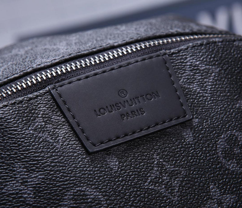 LOV - Luxurious Totes - 2696