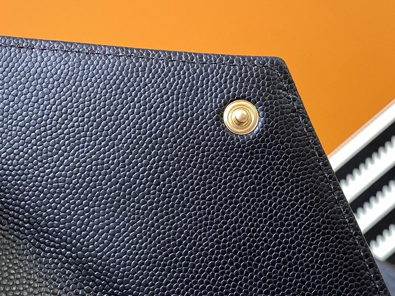 Luxurious Totes - Latest - 7235