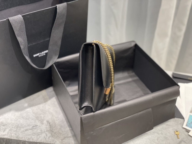 Luxurious Totes - Latest - 8708