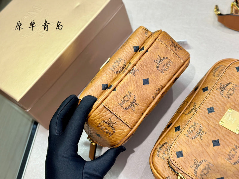 Luxurious Totes - CMM Bags - 018