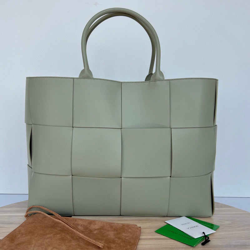Luxurious-Totes - BV Bags - 1560