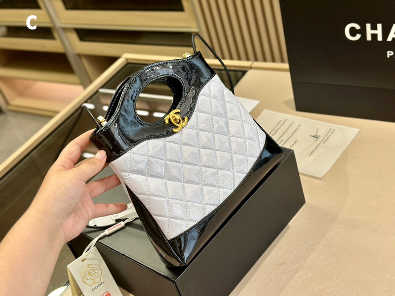 Luxurious Totes - CNL3 Bags - 114