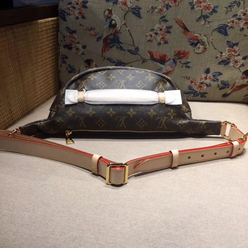 LOV - Luxurious Totes - 2768