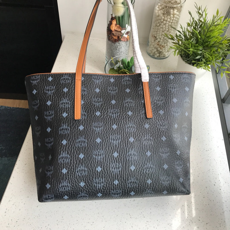Luxurious Totes - Latest - 7878