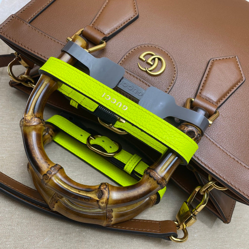 GUI - Luxurious Totes - 401