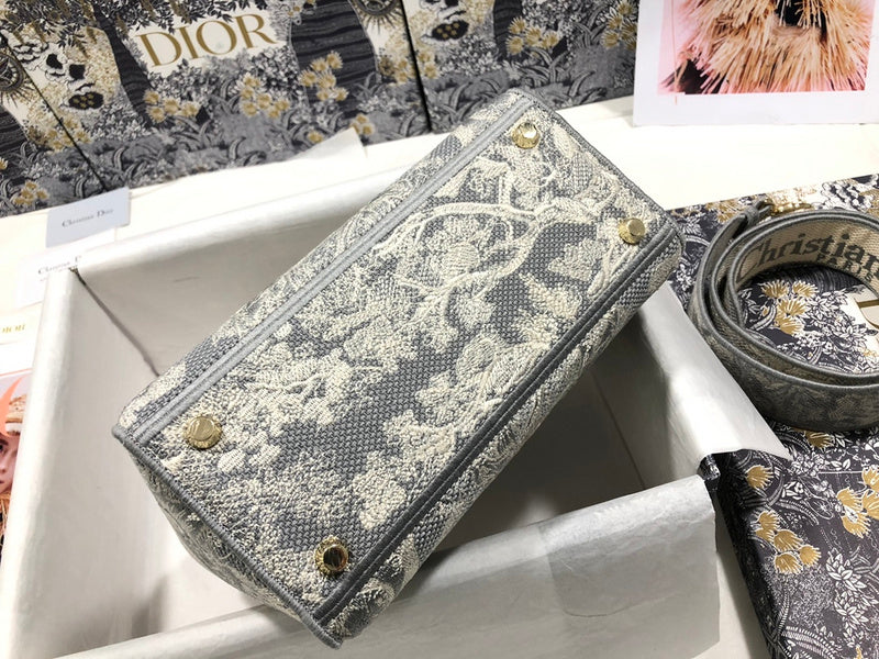 Luxurious Totes - Latest - 6510