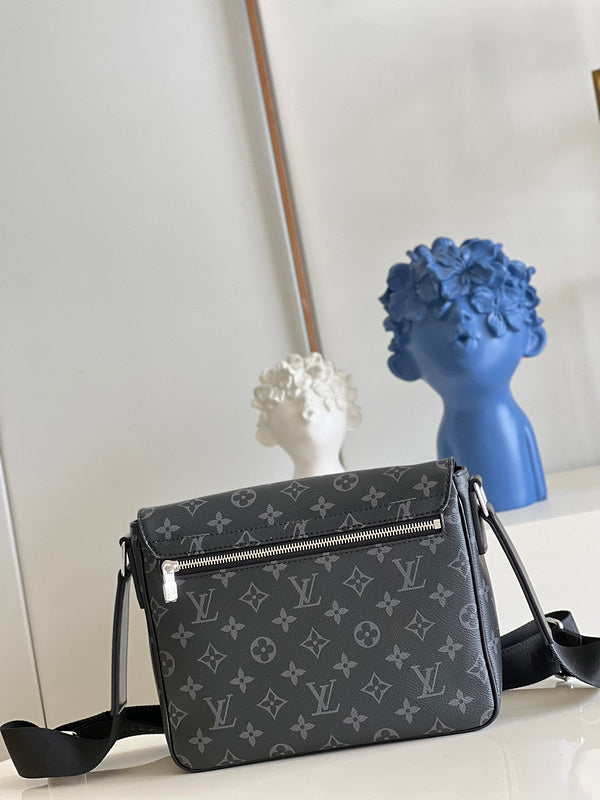 LOV - Luxurious Totes - 1205