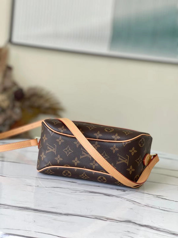 LOV - Luxurious Totes - 2123