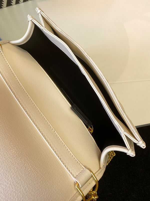 Luxurious Totes - Latest - 8619
