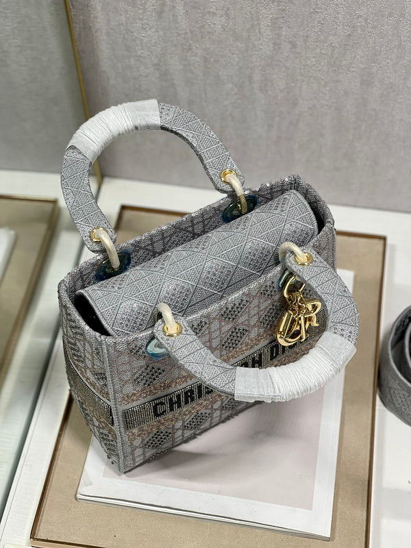 Luxurious Totes - Latest - 6316