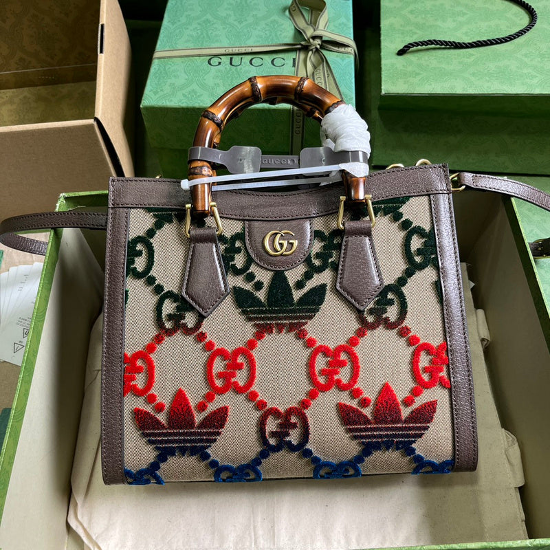 GUI - Luxurious Totes - 119