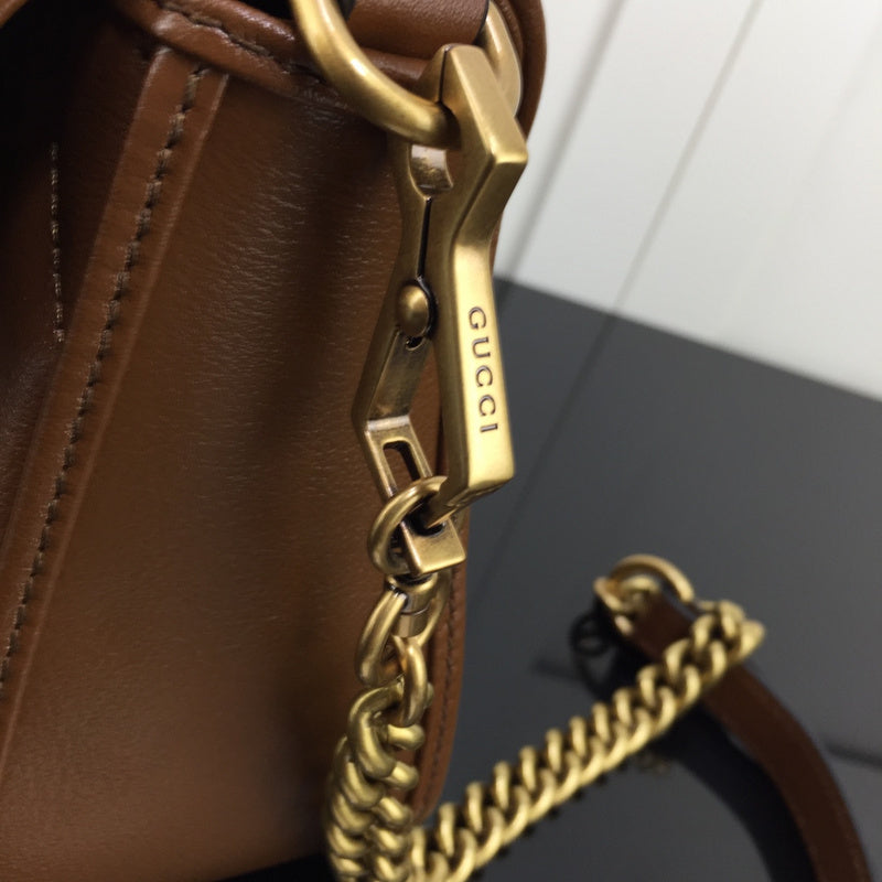 GUI - Luxurious Totes - 1080