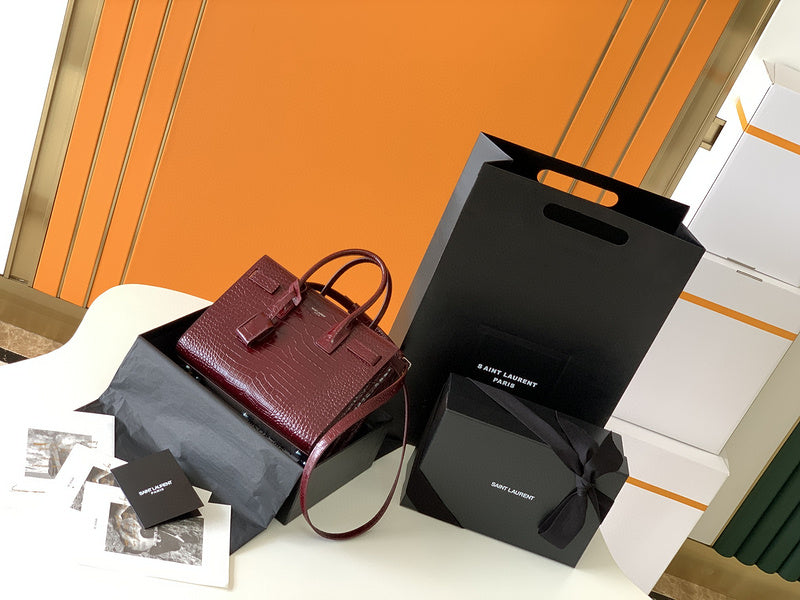 Luxurious Totes - Latest - 8867