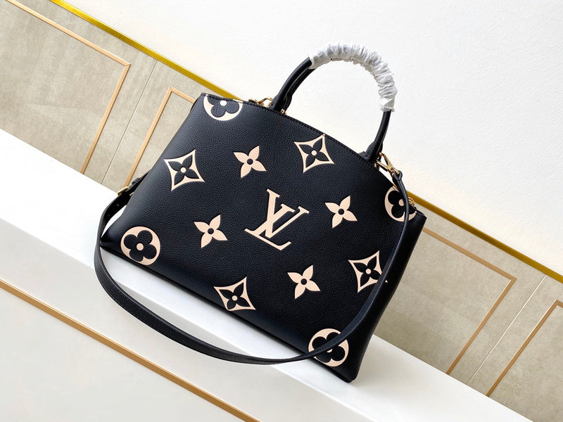 LOV - Luxurious Totes - 2261