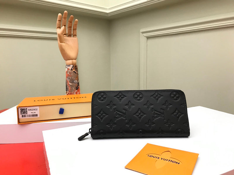 Luxurious Totes - Latest - 812