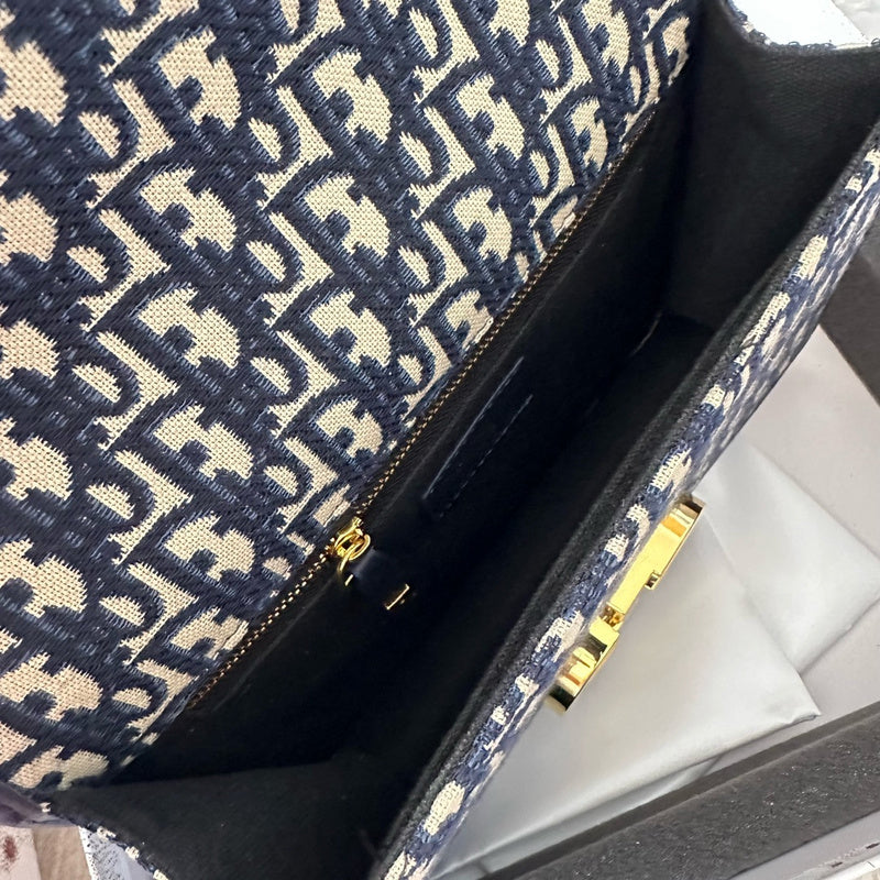 Luxurious Totes - DOR2 Bags - 054