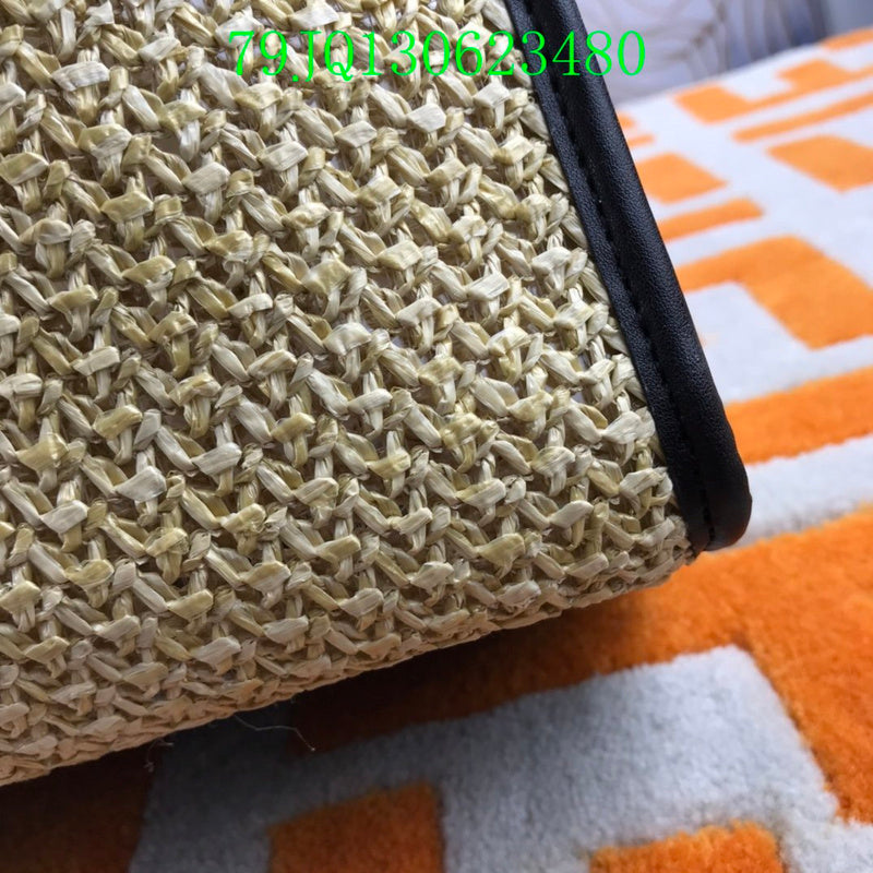GC - Shoulder - 2868