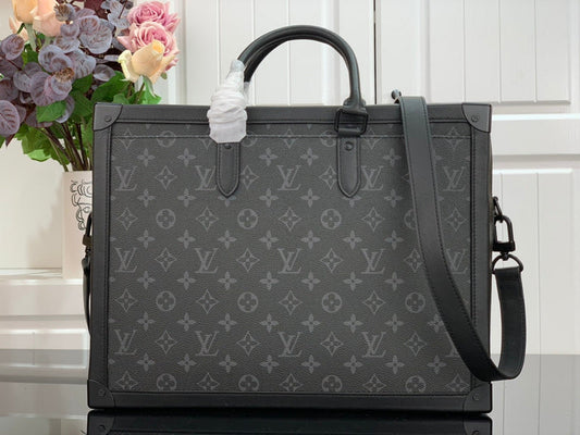 LOV - Luxurious Totes - 1812