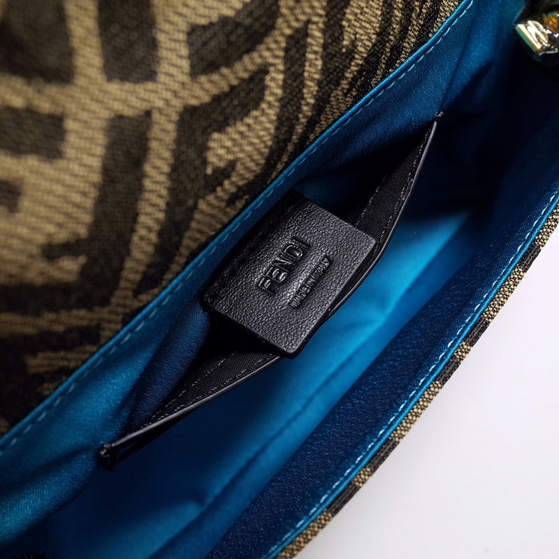 Luxurious Totes - Latest - 11389