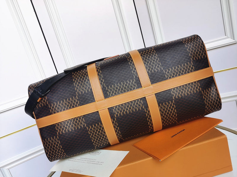 LOV - Luxurious Totes - 365