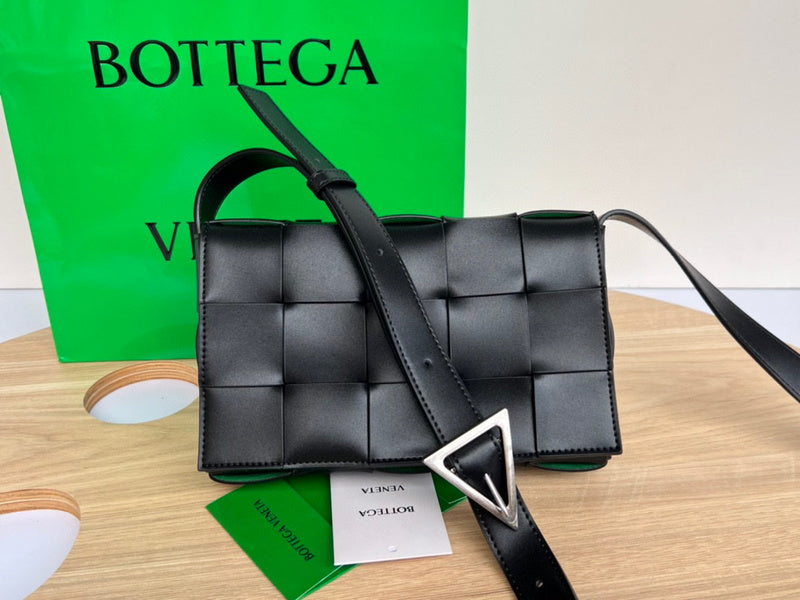 Luxurious-Totes - BV Bags - 2290
