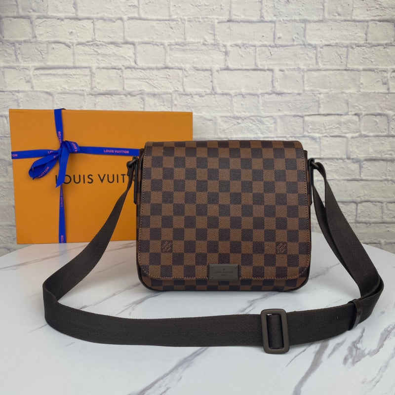 LOV - Luxurious Totes - 1602
