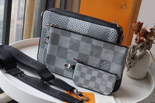 LOV - Luxurious Totes - 2372