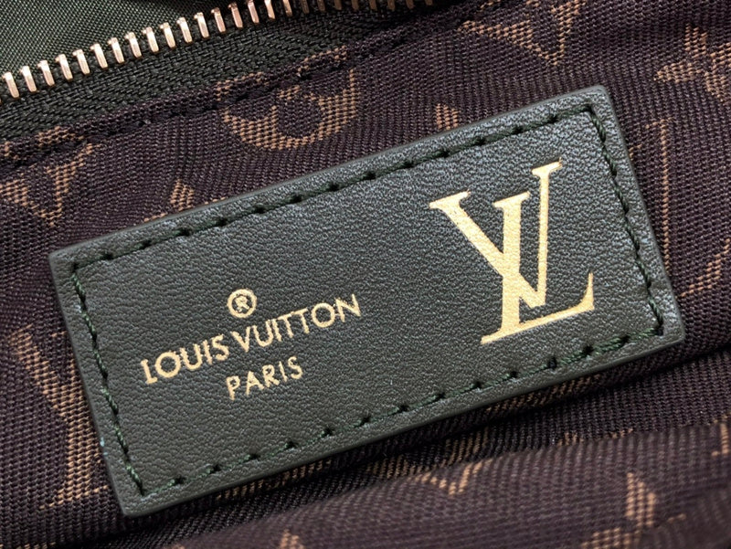 LOV - Luxurious Totes - 2214